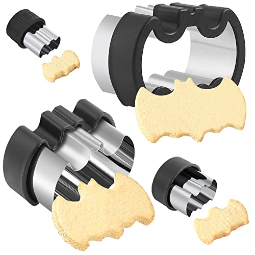 Bat Cookie Cutter Set  4 Piece Different Size Bat Shapes Stainless Steel Sandwich Biscuit Cutters Mold for Halloween Party